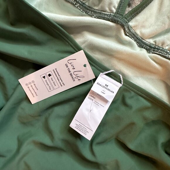 CUPSHE {NWT} One Piece Criss Cross Deep V Swimsuit | Medium | Basil Green - Picture 6 of 9